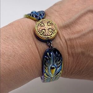 Celtic Cross Retro Snap Jewelry Multicolored Feather Spoon Bracelet!